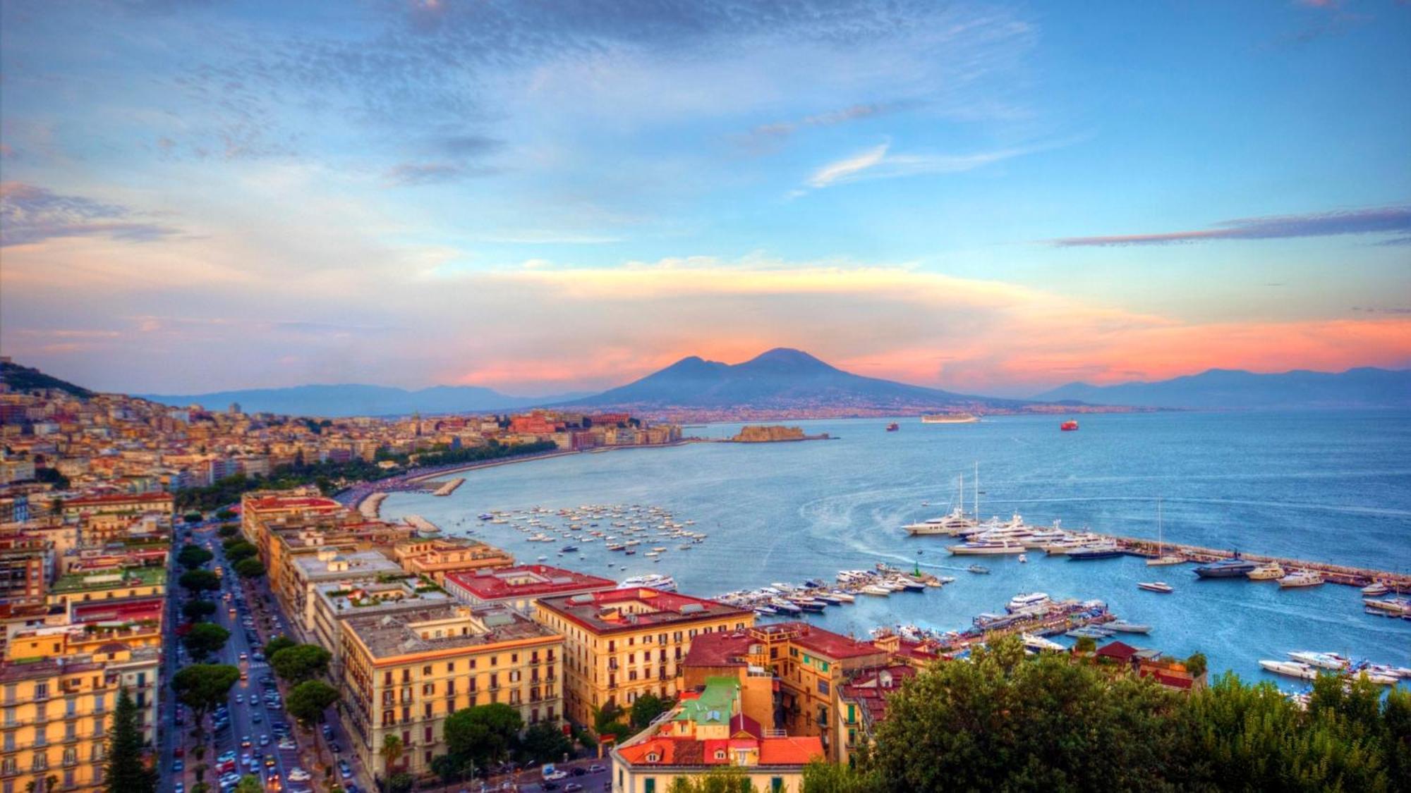 Your Wide Place - Min 31 Days Napoli